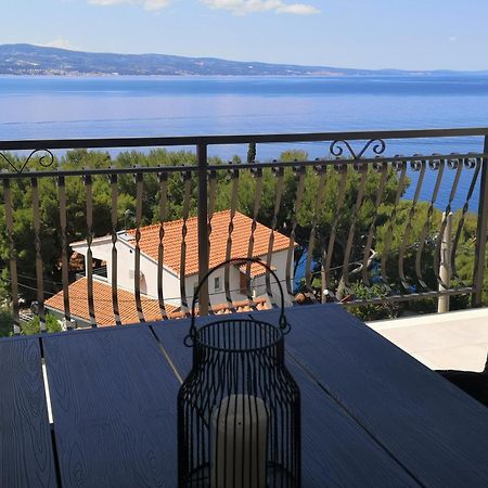 Vila Jadran Омиш Экстерьер фото